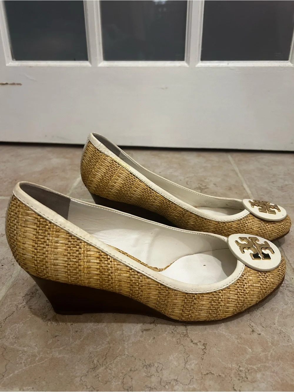Tory Burch Sally Raffia Natural White Straw Woven Wedge Heels Size 9.5 M